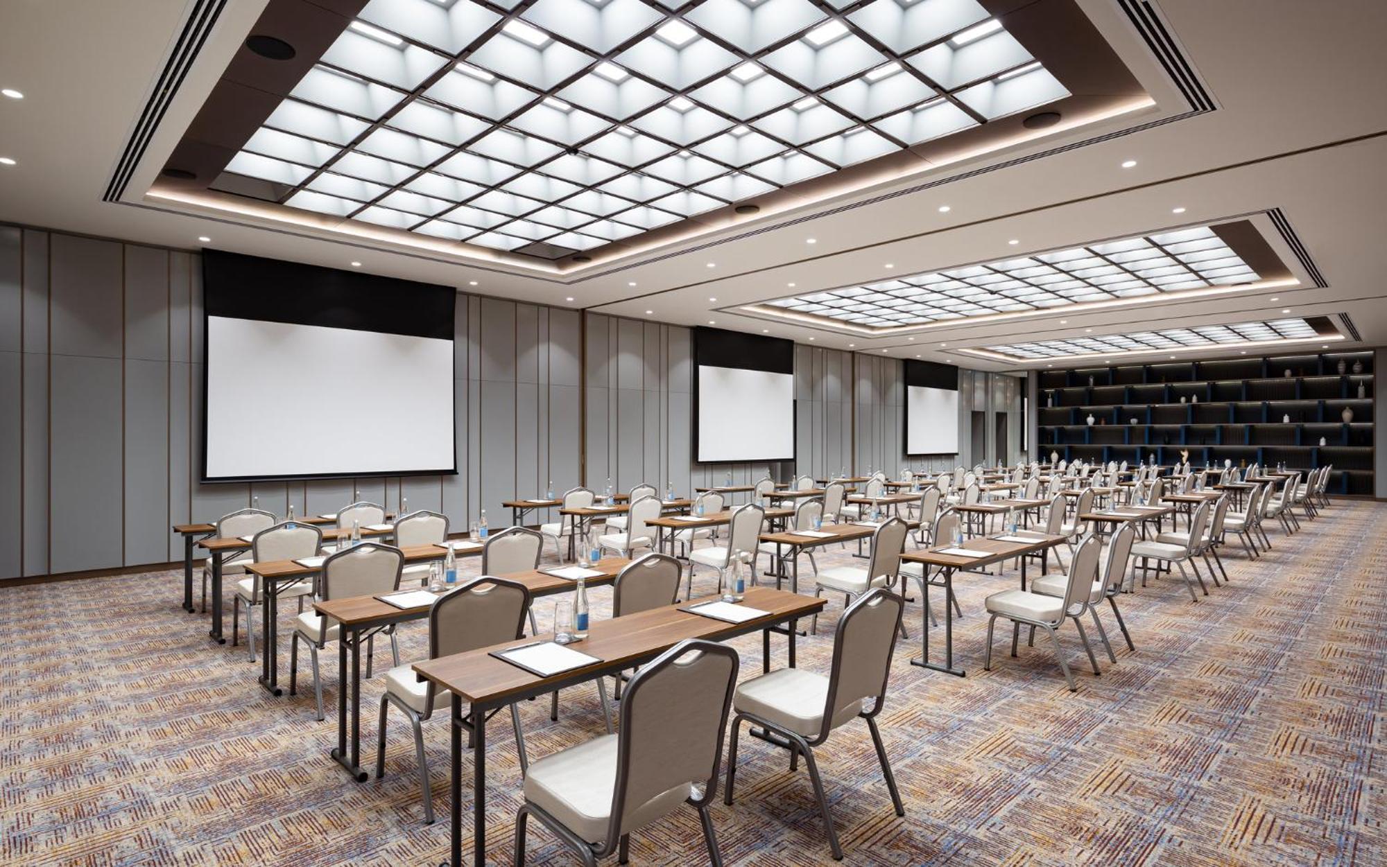 Intercontinental Tashkent By Ihg Hotell Eksteriør bilde